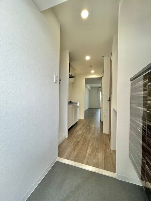 物件内観写真18　(玄関)