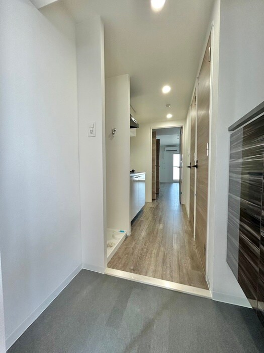 物件内観写真19　(玄関)