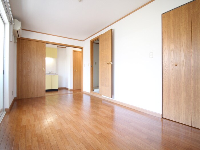 物件内観写真7　(居室)