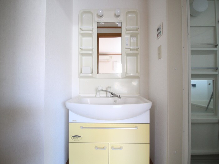 物件内観写真11　(洗面)