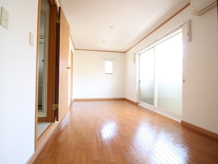 物件内観写真19　(居室)