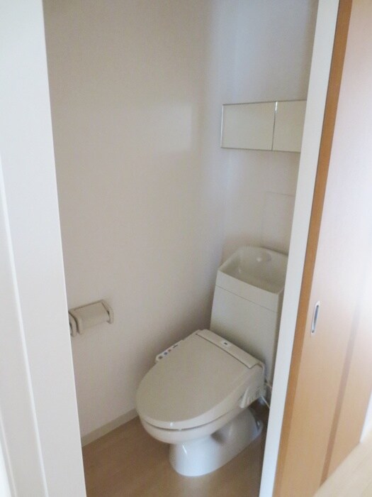 物件内観写真12　(トイレ)