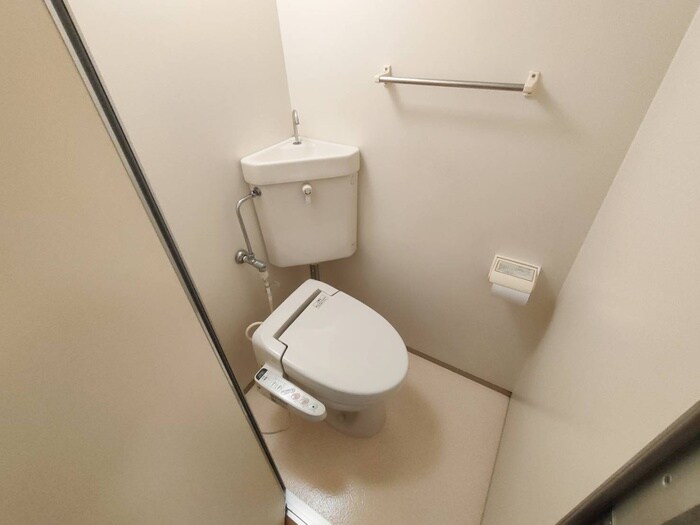 物件内観写真15　(トイレ)