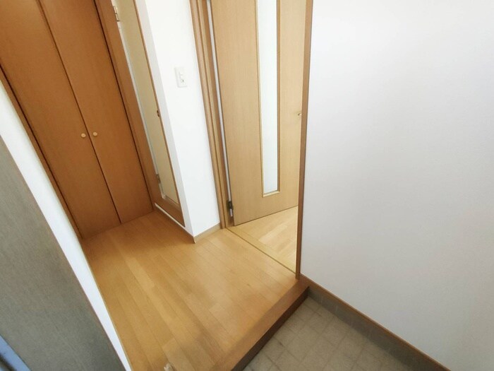 物件内観写真17　(廊下)