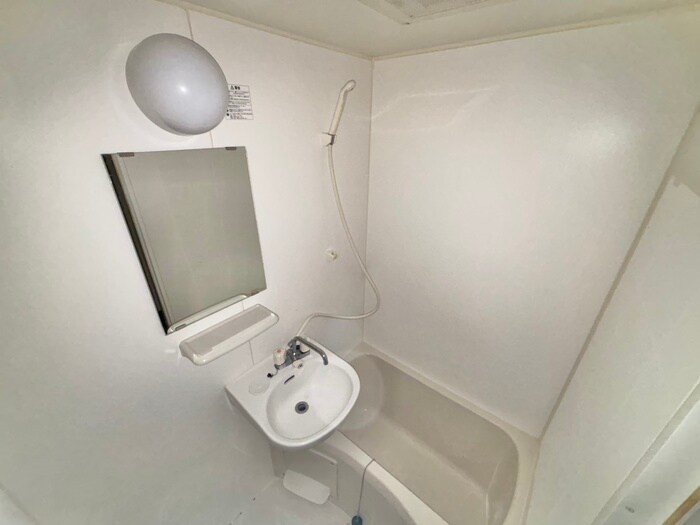 物件内観写真10　(バス／シャワールーム等)