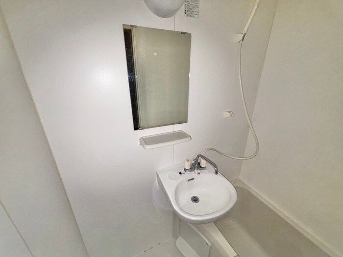 物件内観写真11　(洗面)