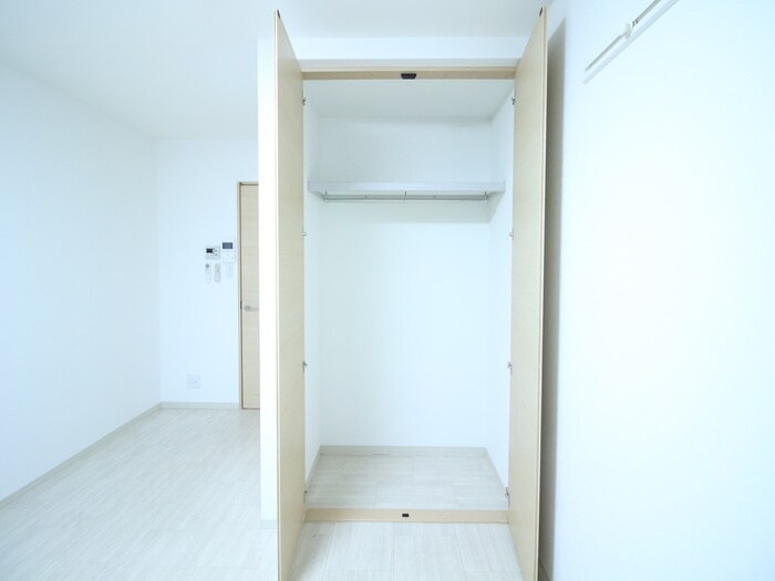 物件内観写真12　(収納)
