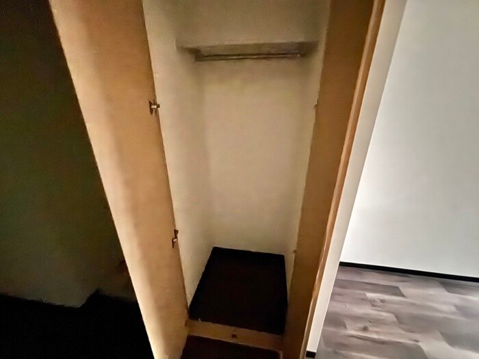 物件内観写真18　(収納)