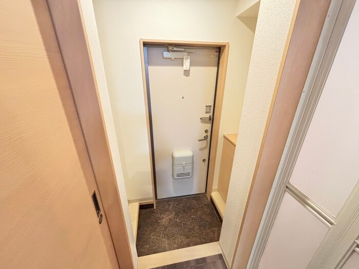 物件内観写真20　(玄関)