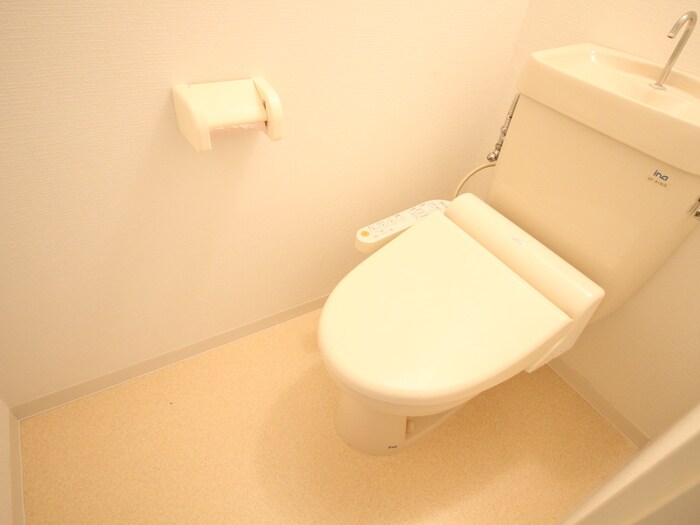 物件内観写真13　(トイレ)