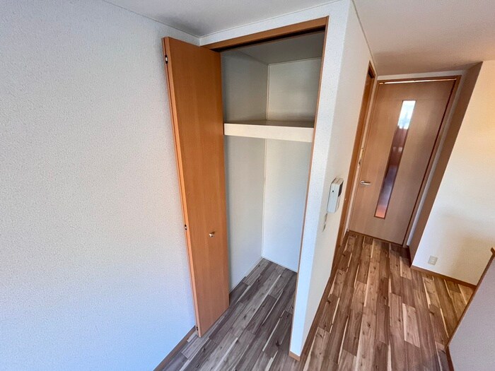 物件内観写真12　(収納)