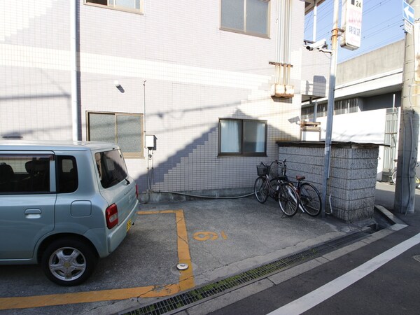 駐輪場