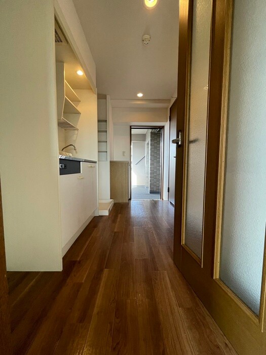 物件内観写真20　(廊下)