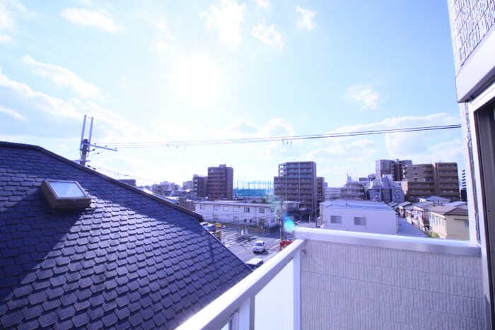 物件内観写真16　(室内からの展望)