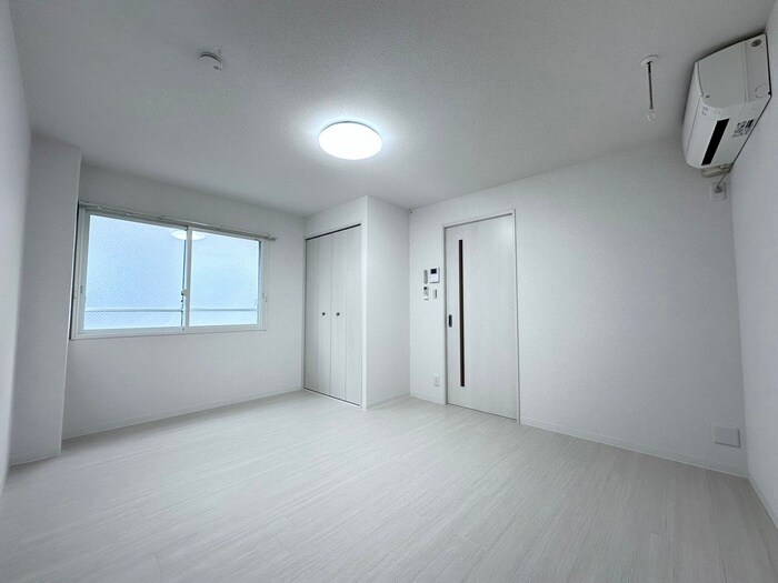 物件内観写真6　(居室)