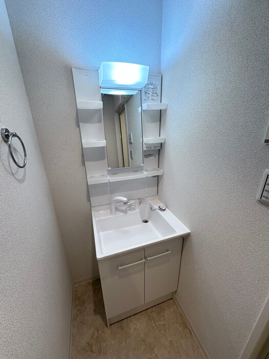 物件内観写真9　(洗面)