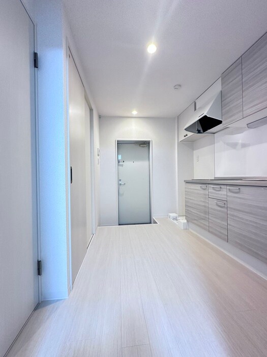 物件内観写真13　(廊下)