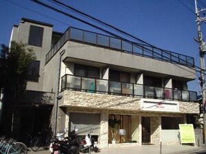 ララシ－ヌデュパン外観写真