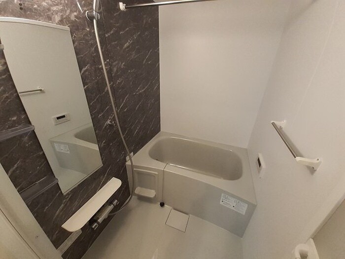 物件内観写真11　(バス／シャワールーム等)