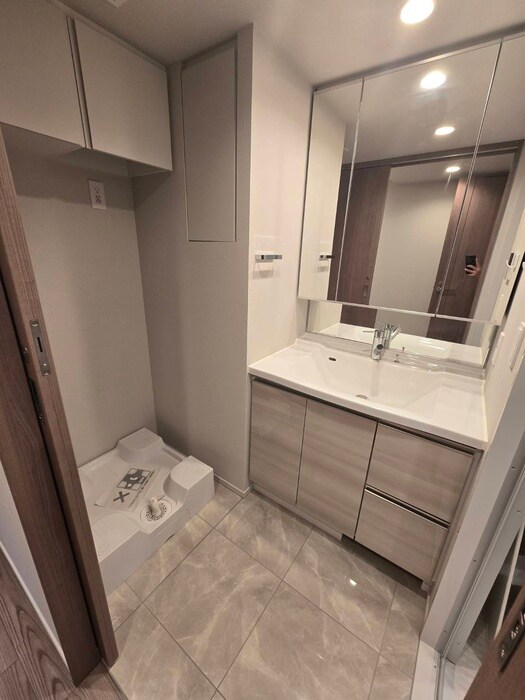 物件内観写真9　(洗面)