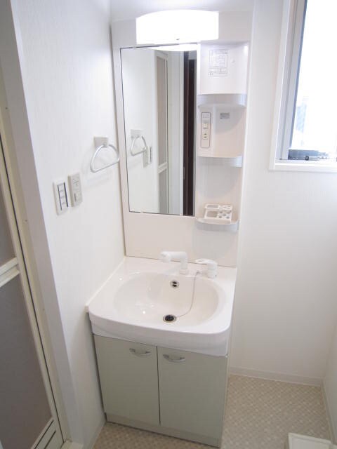 物件内観写真10　(洗面)