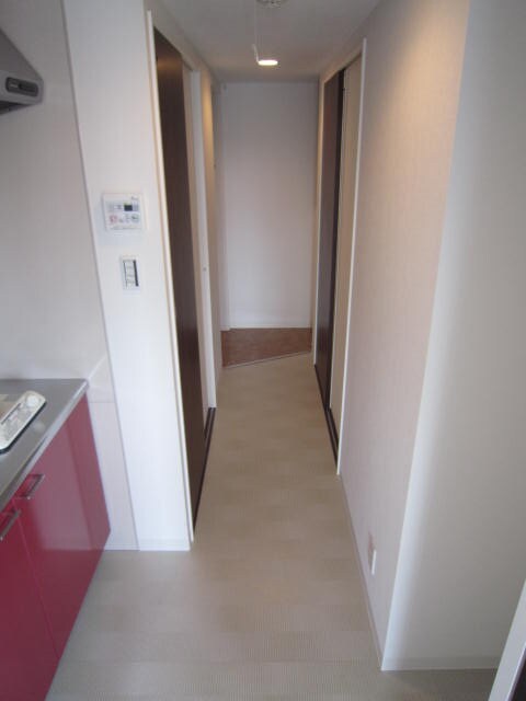 物件内観写真15　(廊下)