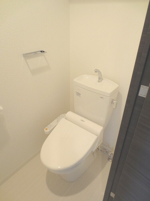 物件内観写真7　(トイレ)