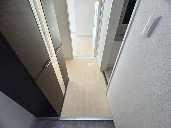物件内観写真18　(廊下)