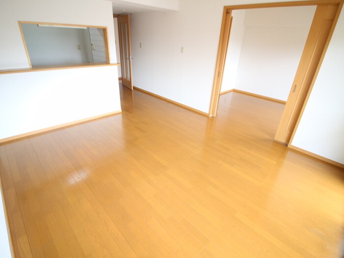 物件内観写真8　(居室)