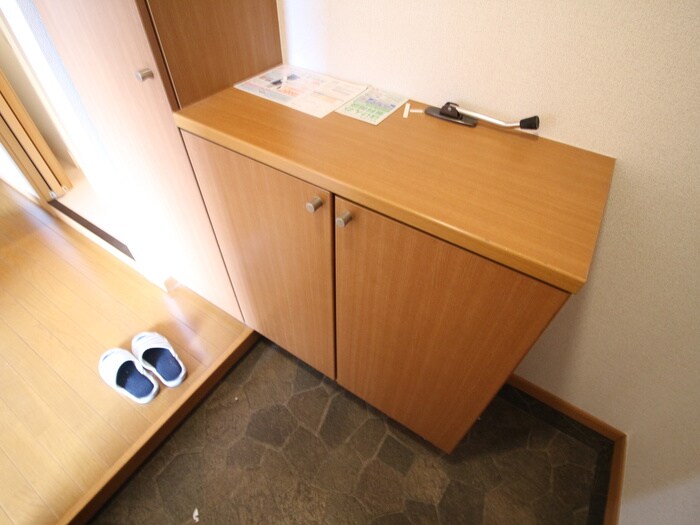 物件内観写真19　(靴箱)