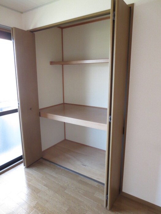 物件内観写真13　(収納)