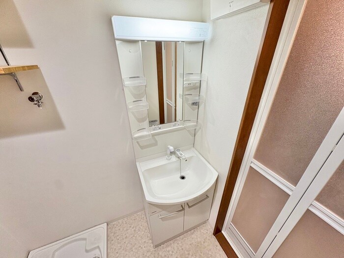 物件内観写真12　(洗面)