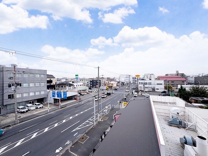 物件内観写真21　(室内からの展望)