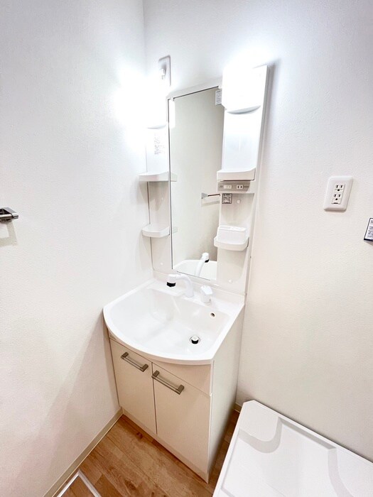 物件内観写真10　(洗面)