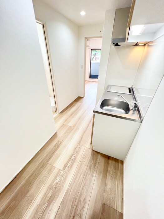 物件内観写真12　(廊下)