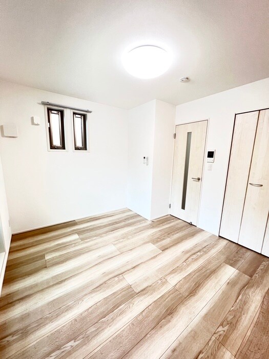 物件内観写真13　(居室)