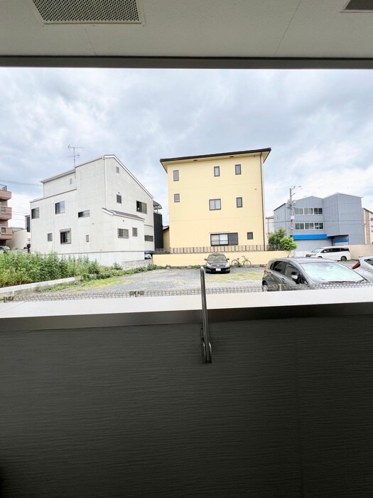 物件内観写真21　(室内からの展望)