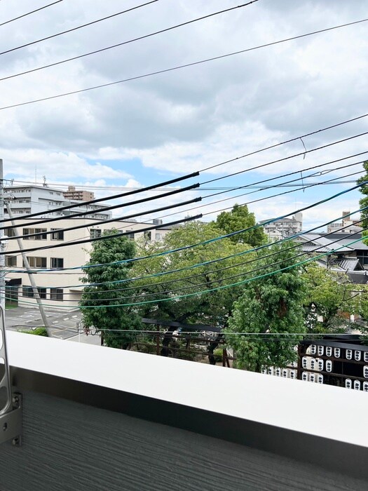 物件内観写真22　(室内からの展望)