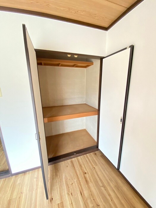 物件内観写真11　(収納)