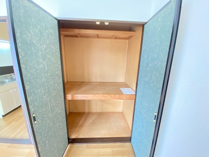 物件内観写真11　(収納)