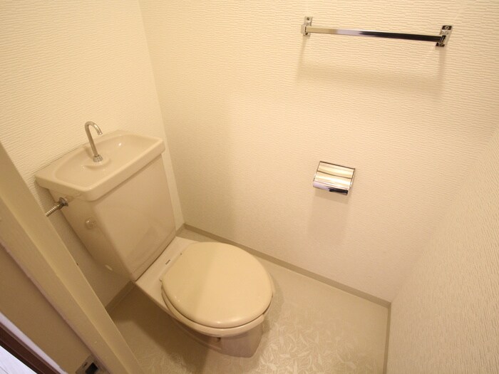 物件内観写真17　(トイレ)