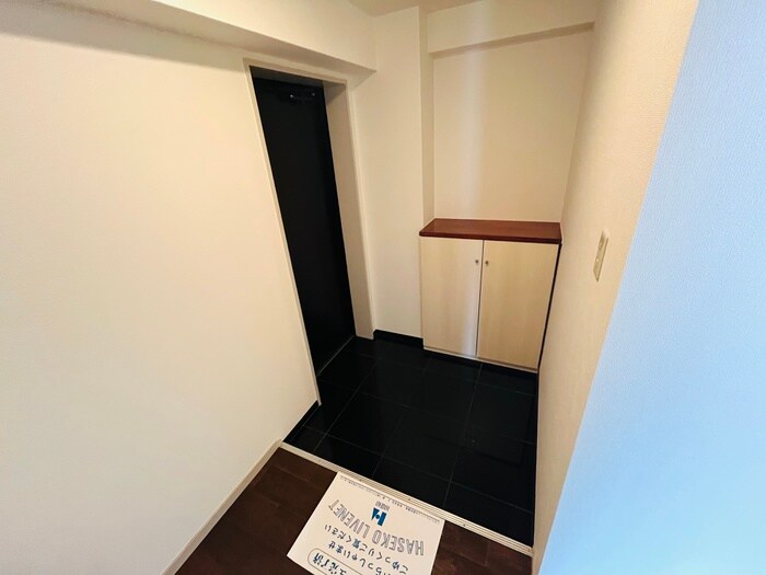 物件内観写真20　(玄関)