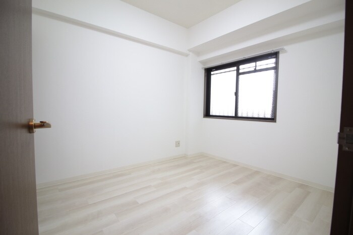 物件内観写真14　(居室)