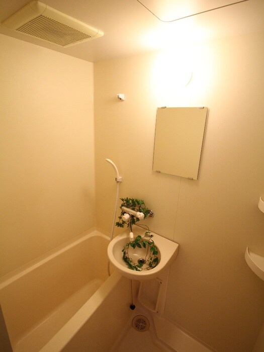 物件内観写真8　(バス／シャワールーム等)