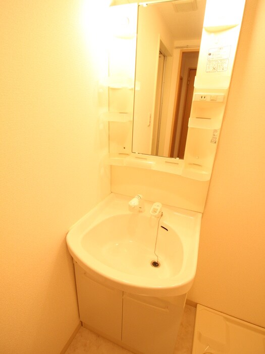 物件内観写真9　(洗面)