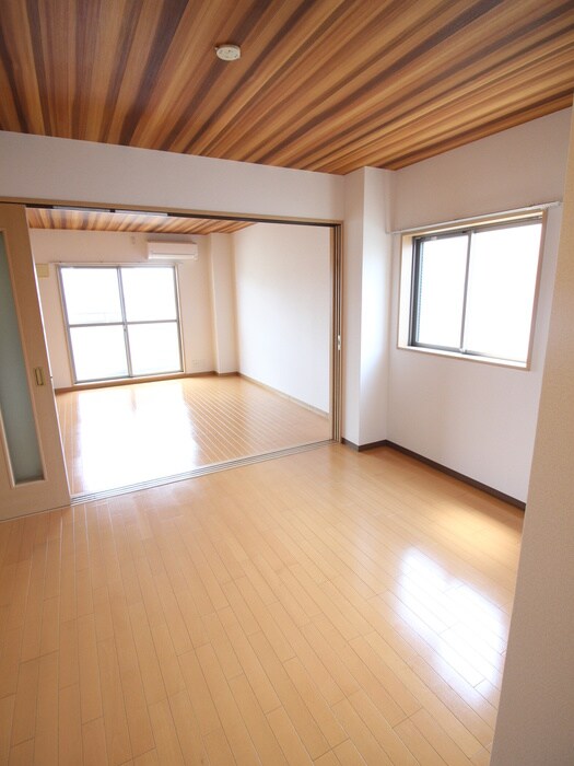 物件内観写真12　(居室)