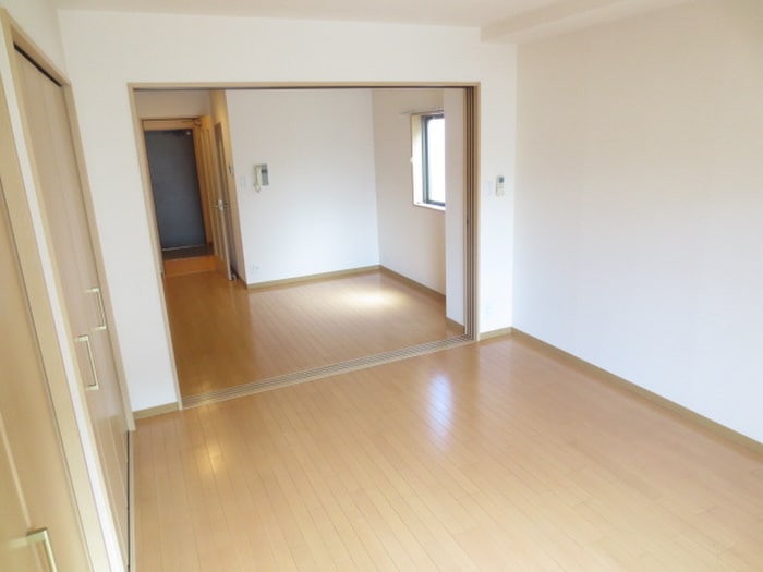 物件内観写真18　(居室)