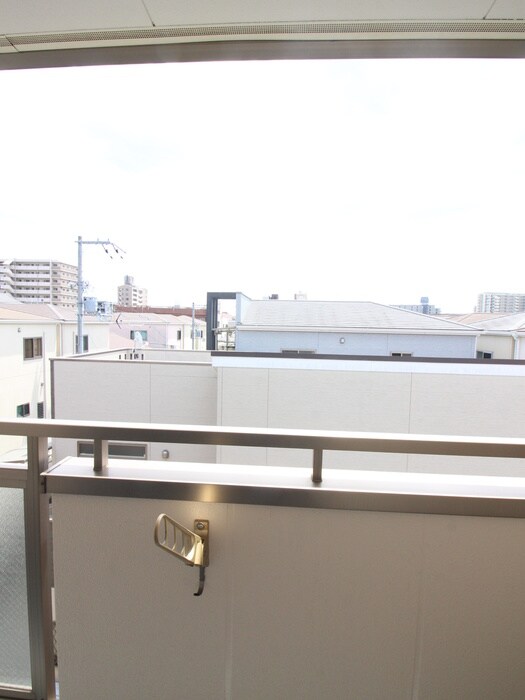 物件内観写真21　(室内からの展望)