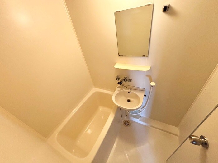 物件内観写真12　(バス／シャワールーム等)