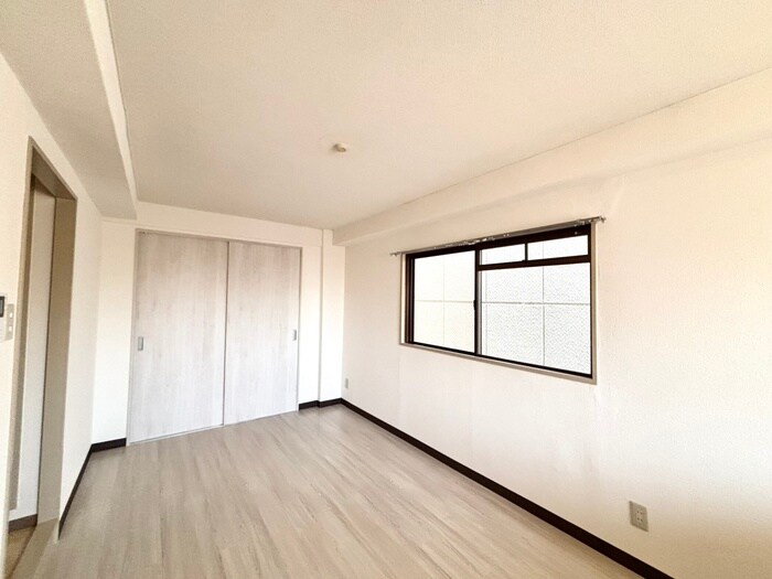 物件内観写真21　(居室)